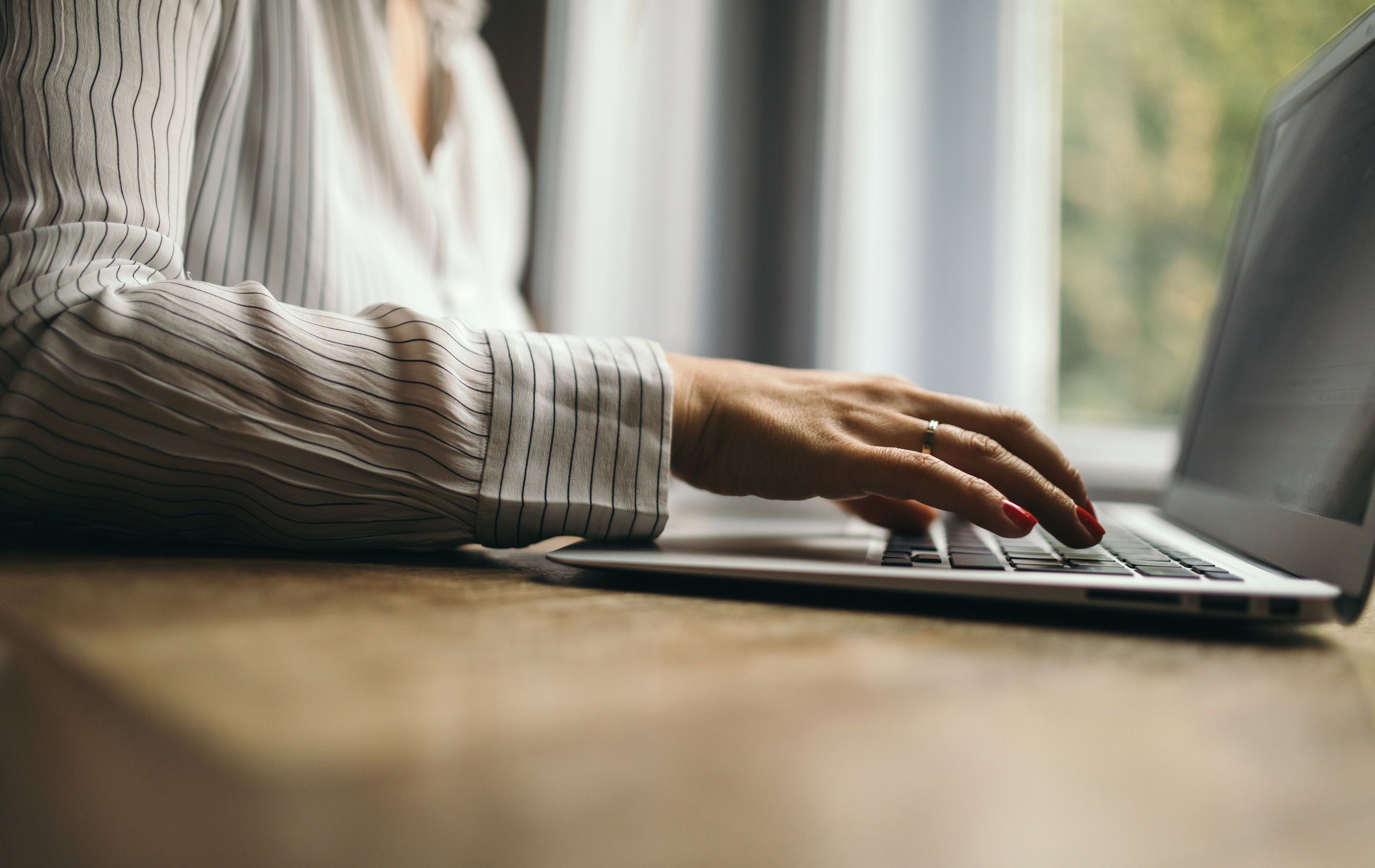 Virtual assistant working in her office